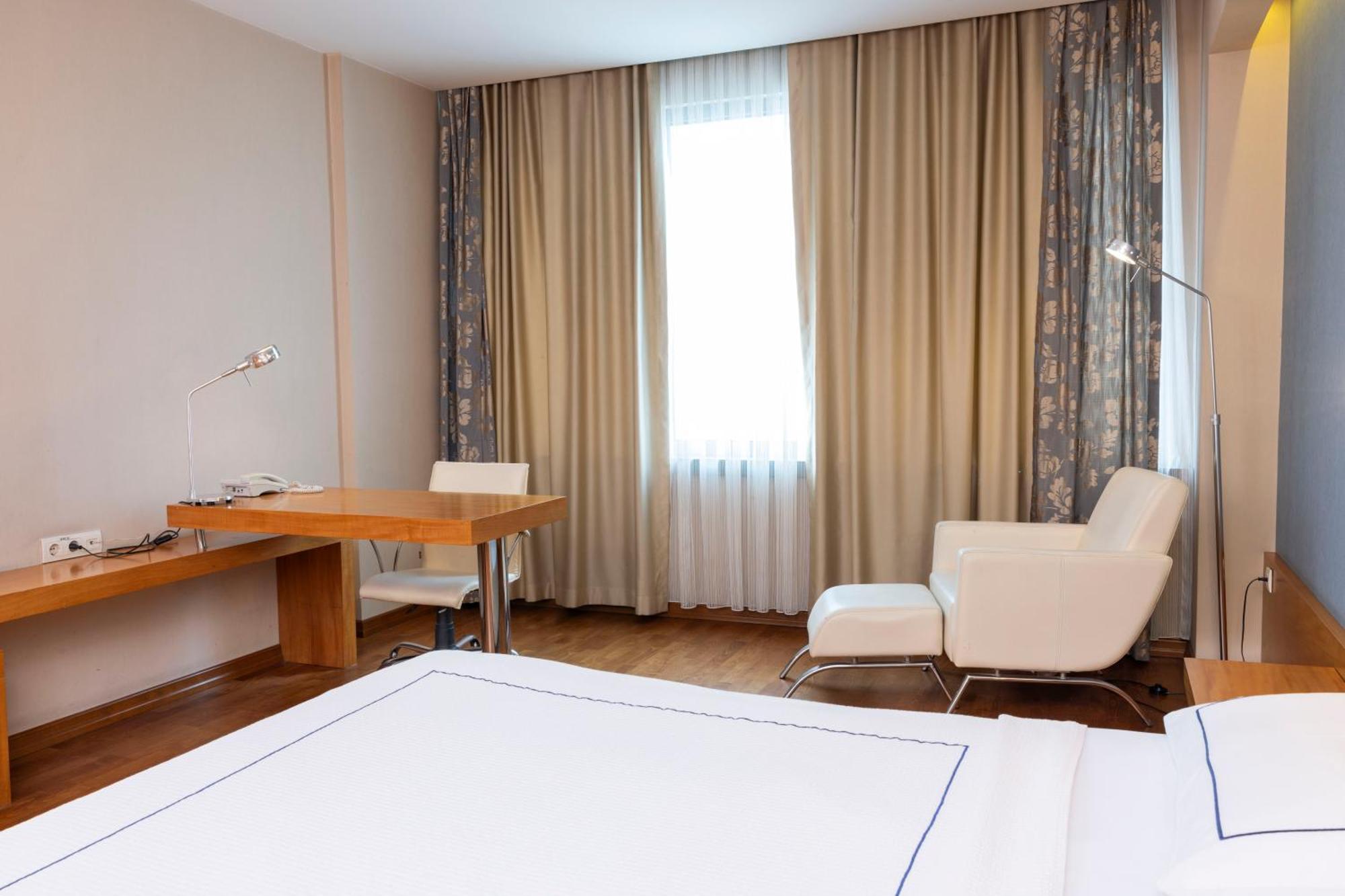 איזמיר Anemon Kent Cigli Otel מראה חיצוני תמונה